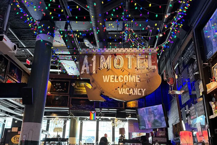 Toronto Food & Drink Tour: Taste, Explore & Enjoy!