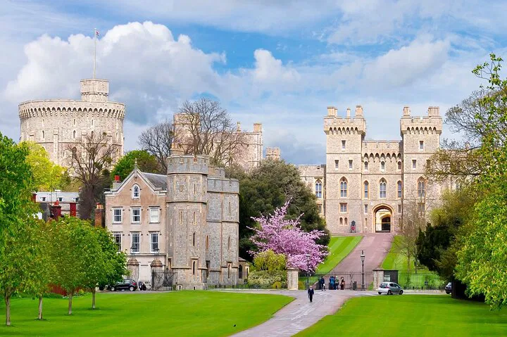 Windsor Castle & Eton Private Tour from London