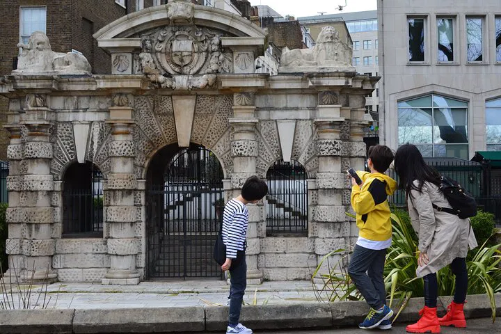 Paris Latin Quarter: Kid-Friendly Self-Guided Tour