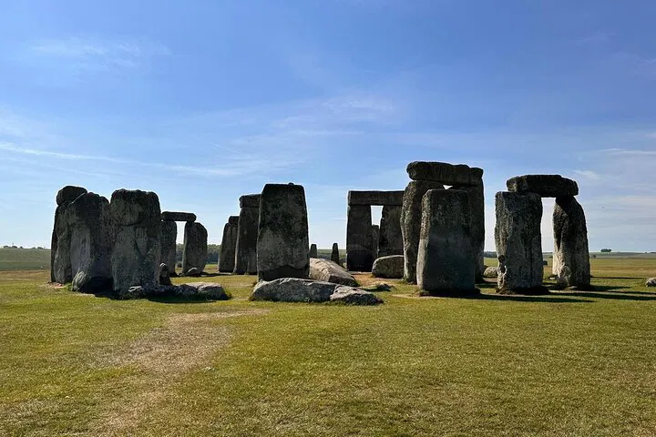 Windsor, Stonehenge, & Bath: Private Day Trip from London
