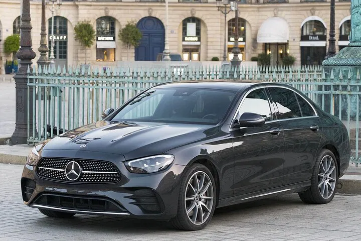 Stress-Free Paris Departure: Private Airport Transfer in Style