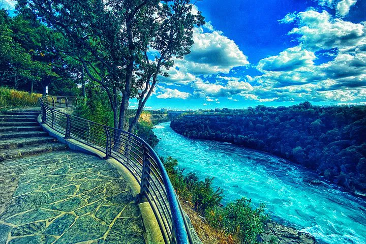 Niagara Whirlpool Hike & Dine: A Local Adventure Awaits!
