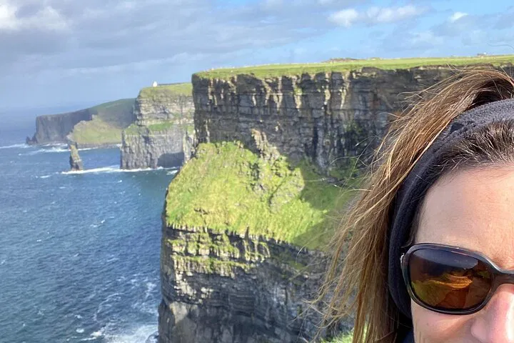 Luxury Cliffs of Moher Private Tour: Coastal Wonders & Irish Charm