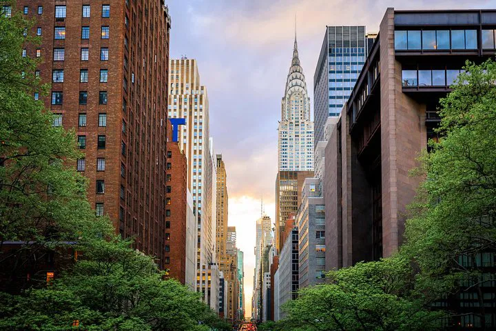 Unveiling Midtown's Marvels: A New York City Walking Adventure