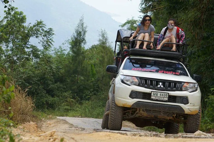 Unforgettable Koh Samui Jeep Safari: Explore Hidden Gems & Breathtaking Vistas