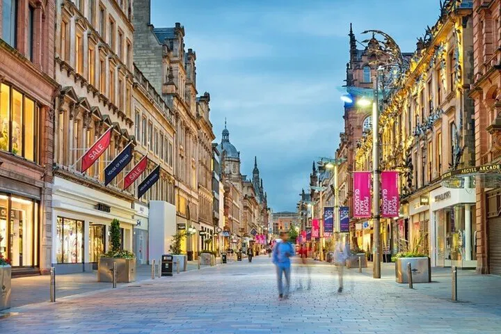 Uncover Glasgow's Gems: A Guided Walking Tour Through History & Culture