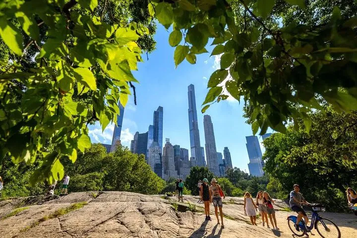 Uncover Central Park's Secrets: A Personalized Adventure