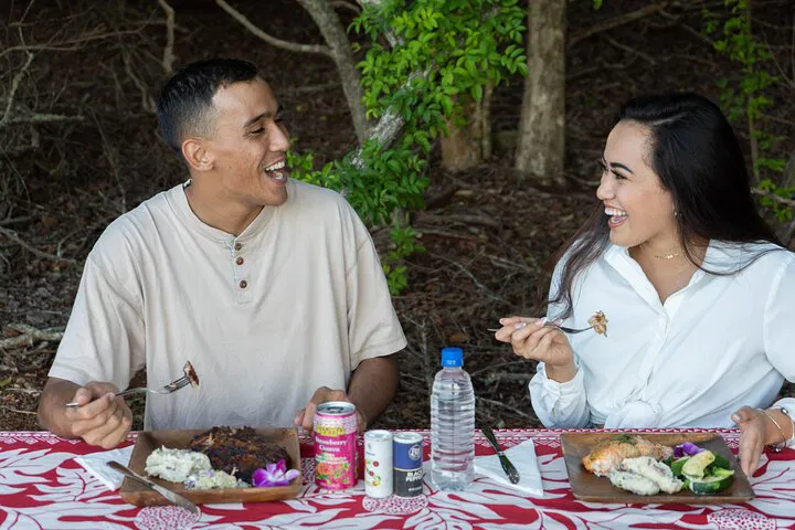 Sunset Dinner Ride: A Romantic Oahu Horseback Adventure