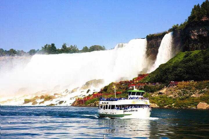 Explore Niagara, Corning & Thousand Islands: A 3-Day NYC Escape