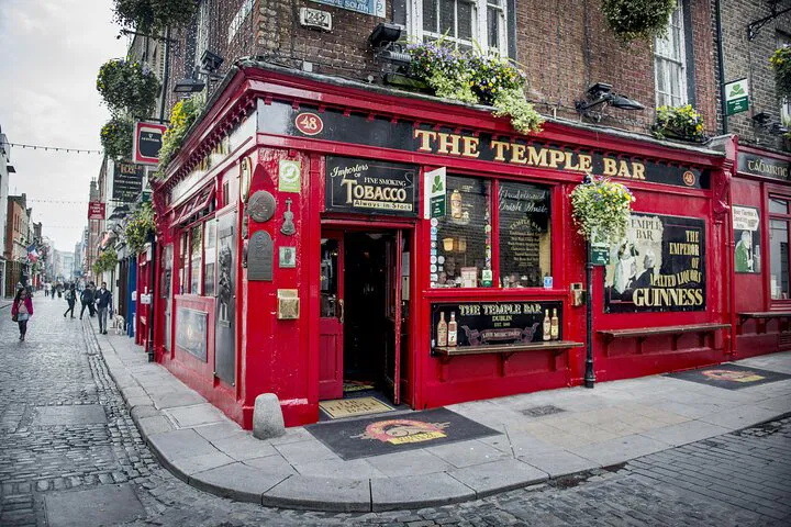Uncover Dublin's Hidden Pubs: A Historical Adventure Awaits!
