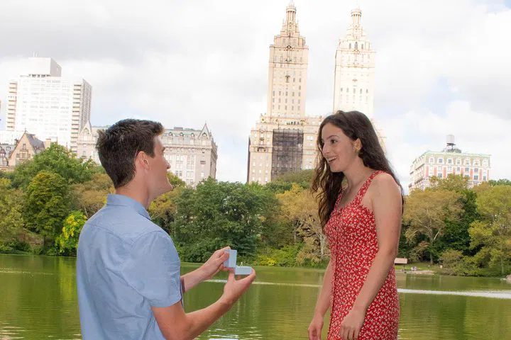 NYC Photoshoot: Be a Model in Central Park!