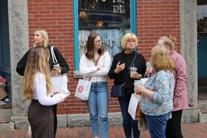 Portland's West End Bakery Crawl: Women's Sweet Treat!