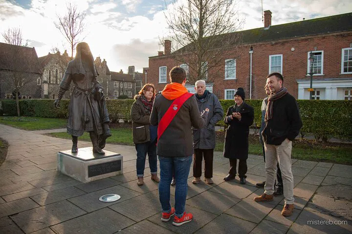 Uncover Canterbury's Heritage: A Guided Walking Tour Through History