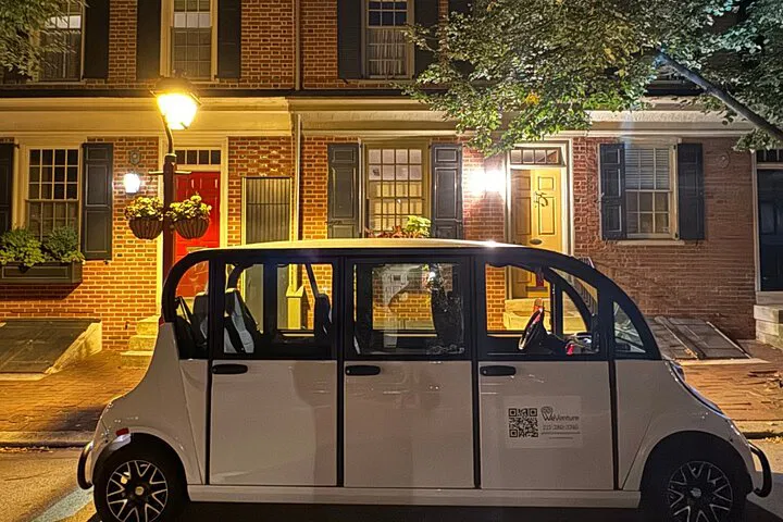Philadelphia Nights: Electric Cart Tour Through History & Lights