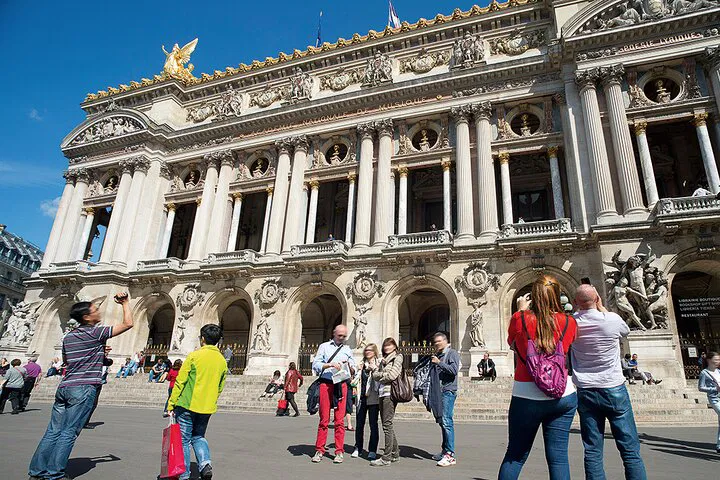 Paris in Style: Private Minibus Tour with Seine River Cruise!
