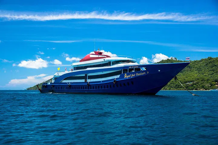 Royal Jet Cruiser: Phi Phi Island Escape with Thai Feast