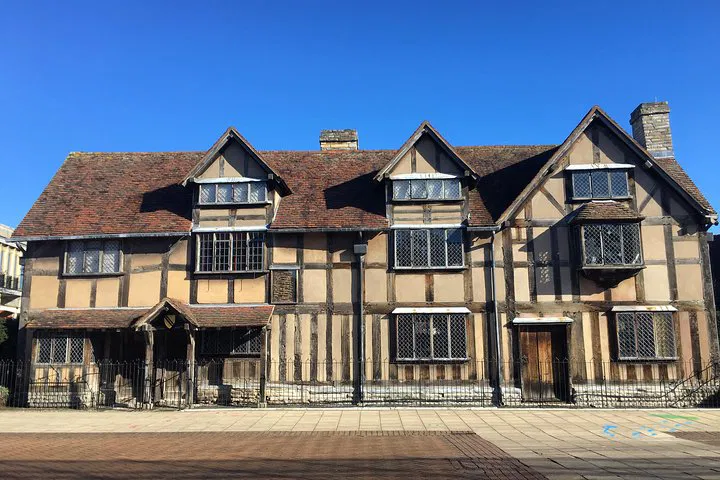 Oxford, Warwick, & Stratford Day Trip: Save Time!