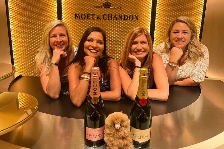 Champagne Tour: Moët, Veuve Clicquot & Pressoria