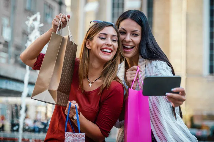 Leeds to York: Stress-Free Designer Outlet Shopping Tour