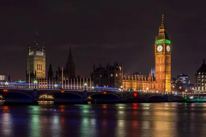 Uncover London's Charms: Your Self-Guided Audio Adventure