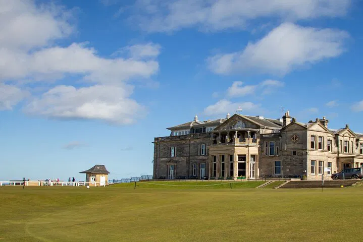 Discover Fife's Charm: St Andrews & Falkland Palace Day Tour