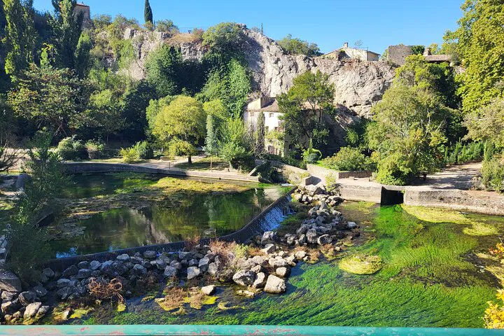 Provence in a Day: Top Sights, Breathtaking Views