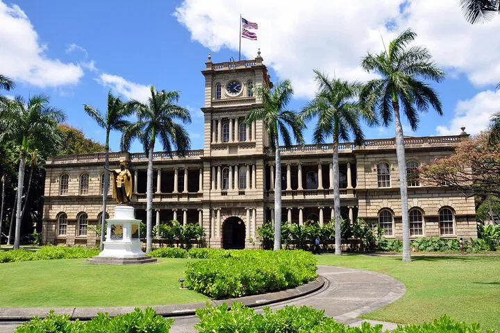 Unveiling History: A Private Pearl Harbor & Honolulu City Tour