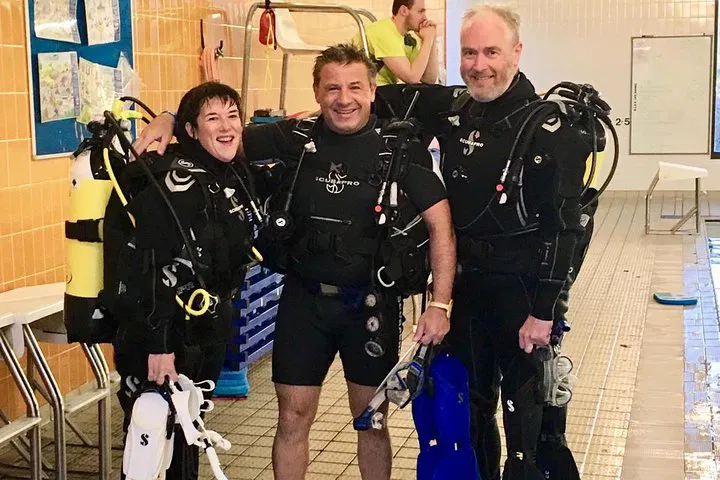 Glasgow Scuba Dive Taster: Breathe Underwater!