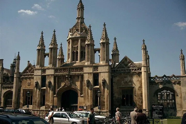 Discover Cambridge: A Private Historical Walking Tour