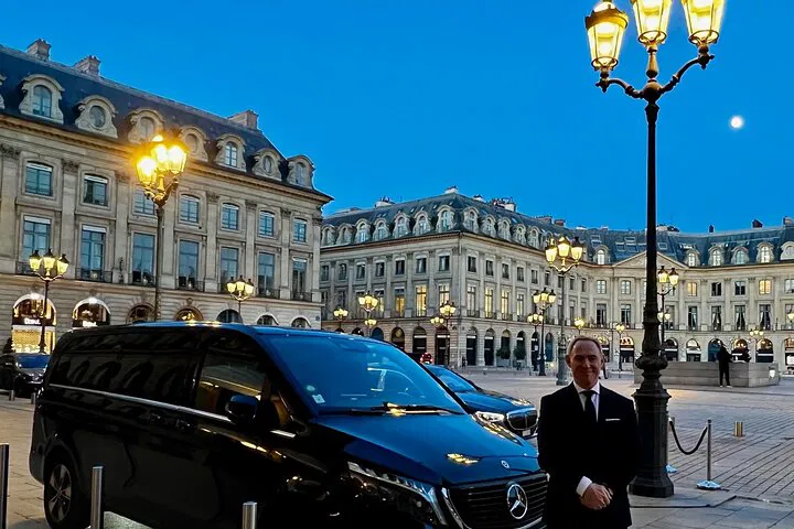 Stress-Free Paris Arrival: Private Transfer from CDG Airport