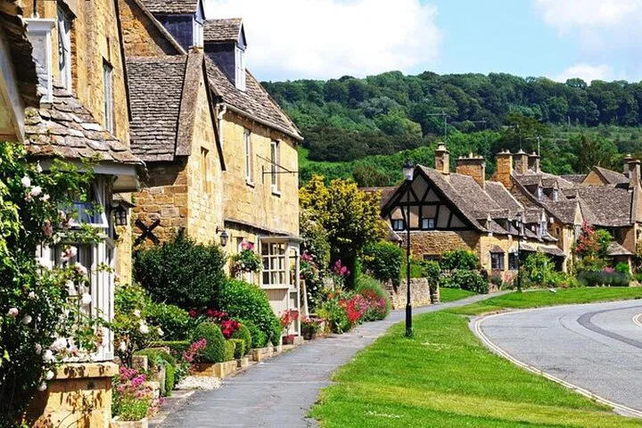 Cotswolds Day Trip from London: See Top Villages!
