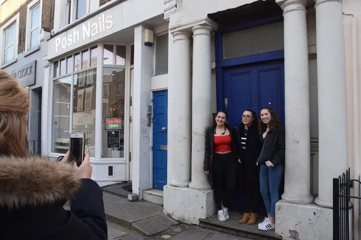 Discover Notting Hill: A Movie & History Walking Adventure