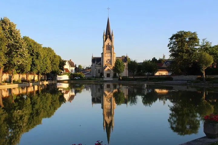 Luxury Champagne Region Transfer: Paris to Reims with Epernay Stop