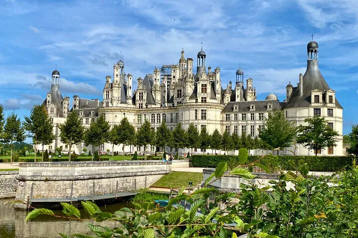 Normandy, Brittany & Loire Castles: A Luxurious 3-Day Private Tour