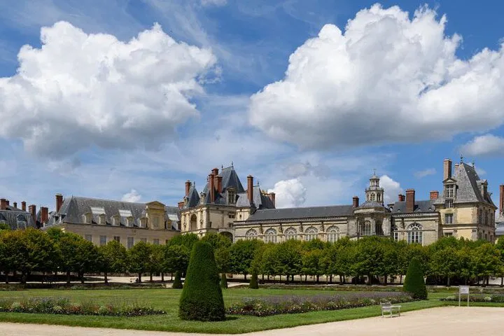 Fontainebleau Palace: Royal History Unveiled