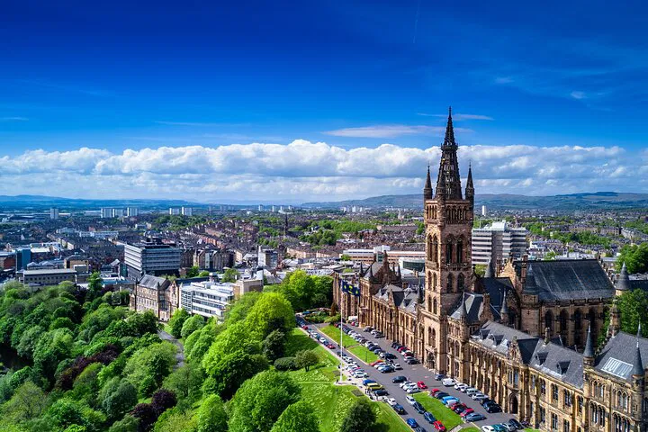 Glasgow's Gems: A Luxurious Private Day Tour from Edinburgh