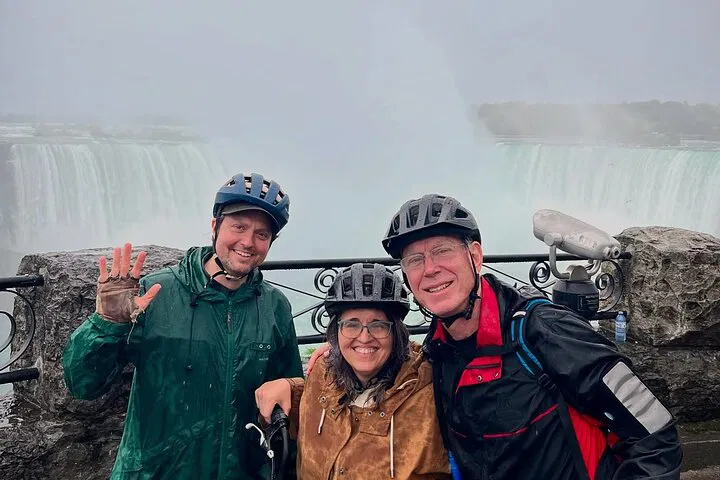 Glide to Niagara Falls: An E-Bike Adventure from Buffalo