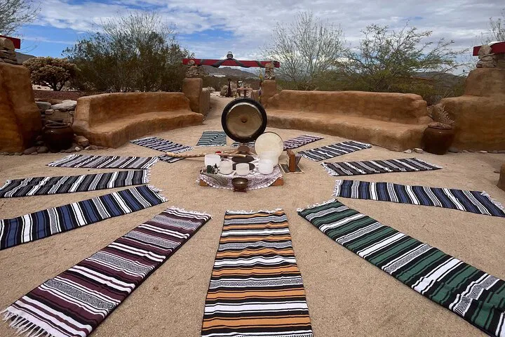 Joshua Tree's Desert Awakening: Nature, Cacao & Sound Immersion