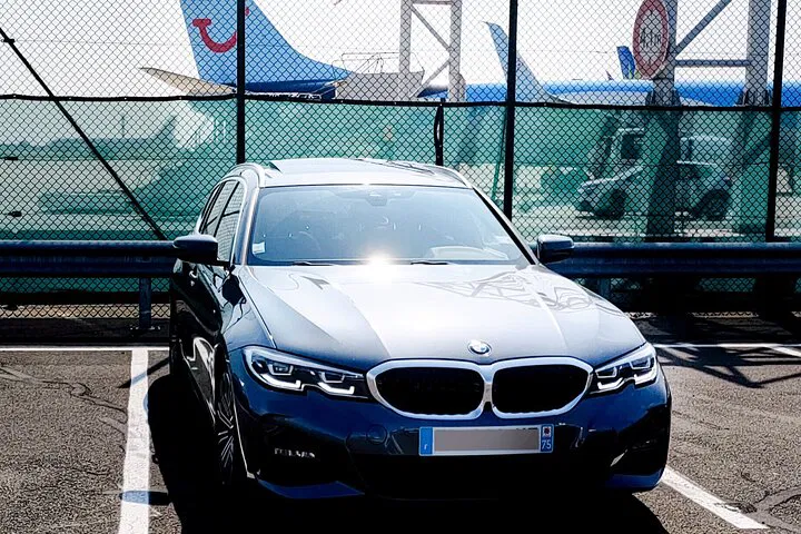 Stress-Free Paris Arrival: Private Airport Transfers for Ultimate Comfort