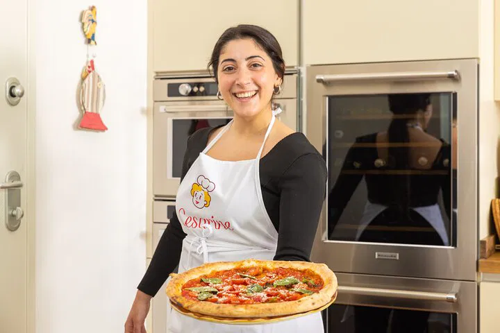 Turin Pizza Perfection: A Private Culinary Adventure with a Cesarina!