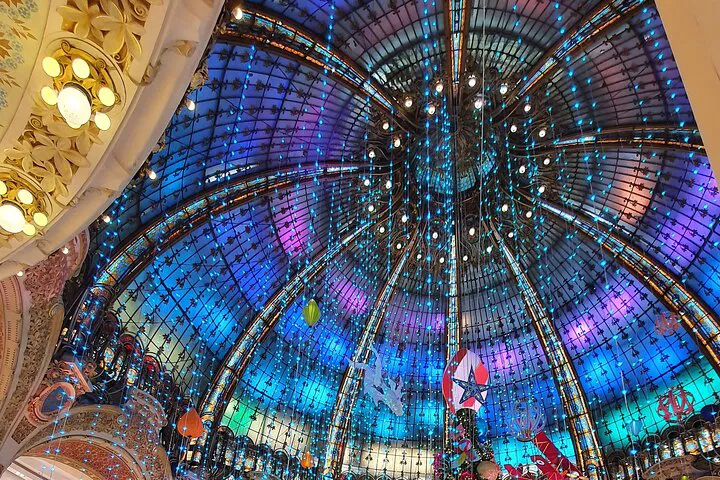 Paris Christmas Food Tour: A Festive Culinary Walking Adventure