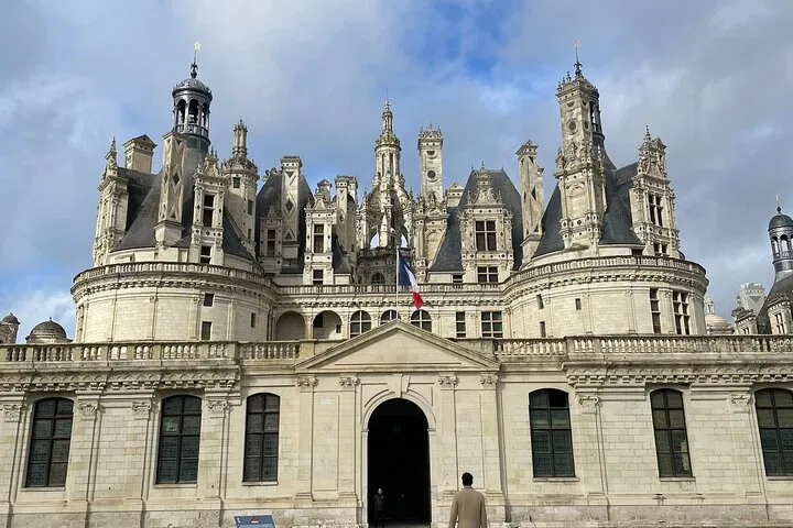 Chambord Private Minivan Tour: Unveiling Loire Valley's Royal Splendor