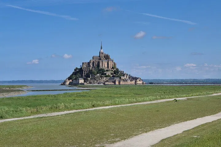 Normandy & Mont-Saint-Michel: A Private Historical Journey from Paris