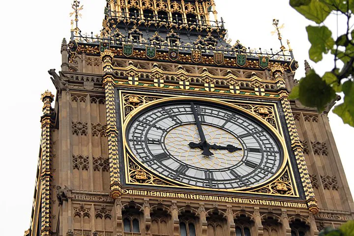 Discover London's Legacy: A Full-Day Private Cultural Expedition