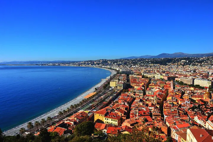 Coastal Charm: Private Transfer from Marseille to Nice with Cannes Stop