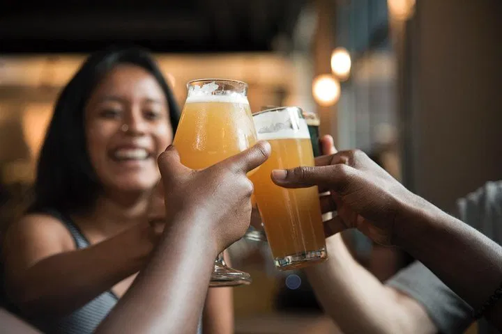 Uncover London's Hidden Pubs: A Notting Hill & Kensington Beer Adventure