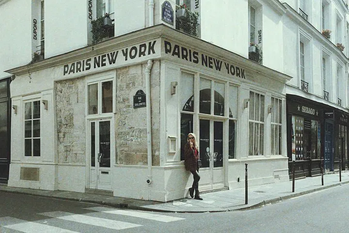 Parisian Fashion: Capture Your Style in the Marais District!