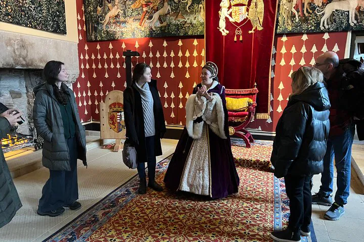 Uncover Scotland's Secrets: Stirling Castle, Highlands & Mad Medieval Tales!