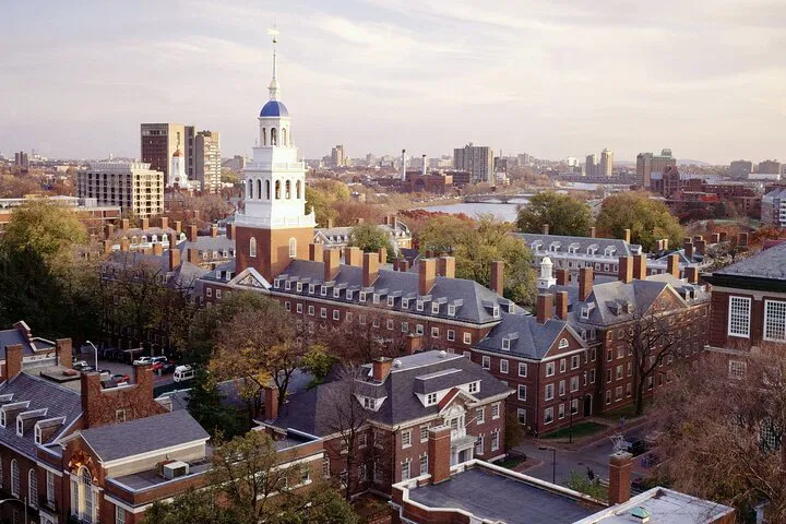 Boston Day Tour: Harvard, MIT & Harbor Cruise