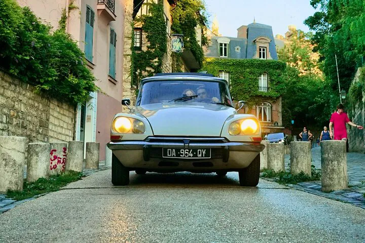 Paris Vintage Car Tour: See City in Style!